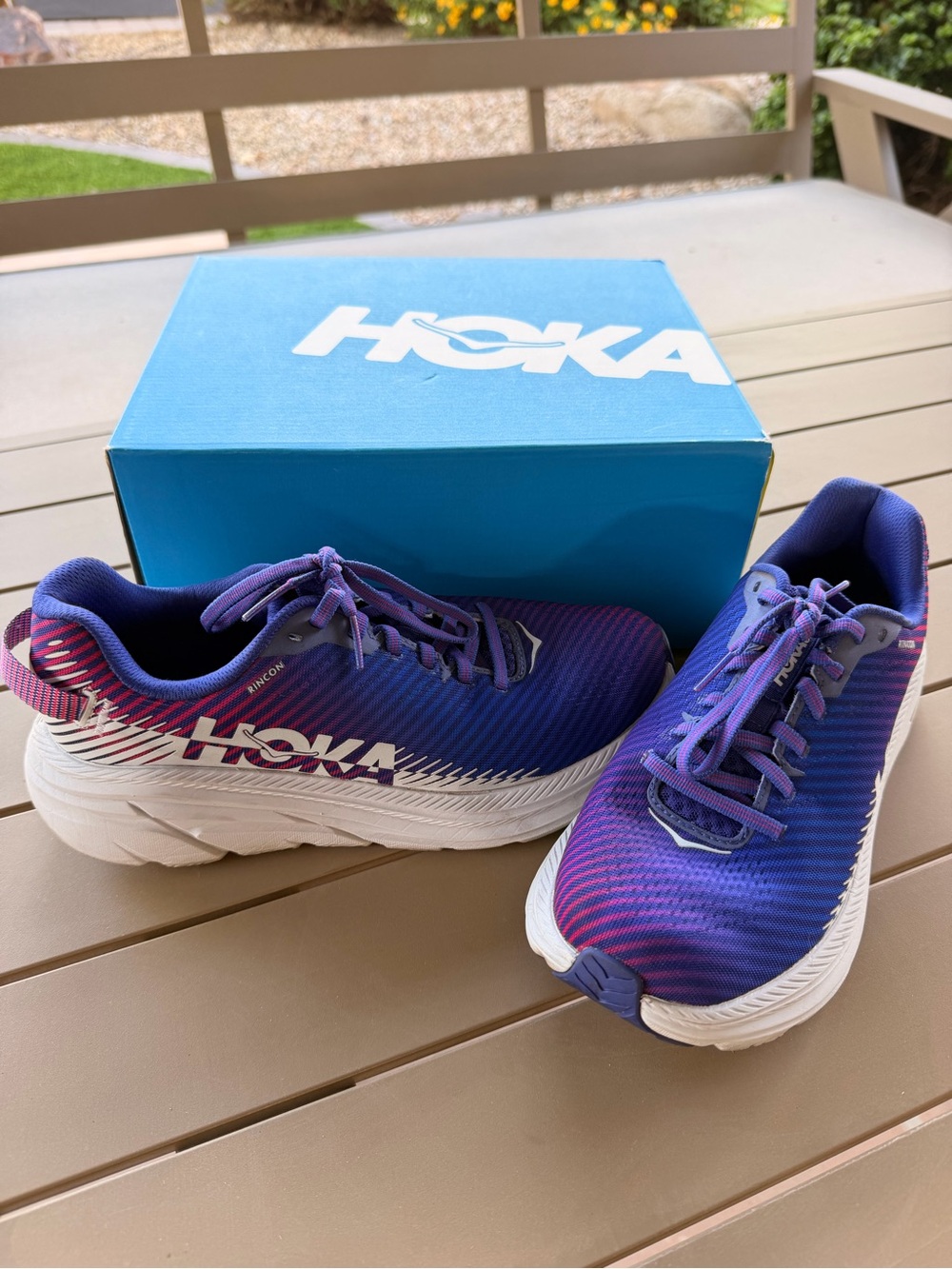 Womens Hoka 2 Purple & Blue Lightweight Running Sneakers - size 7